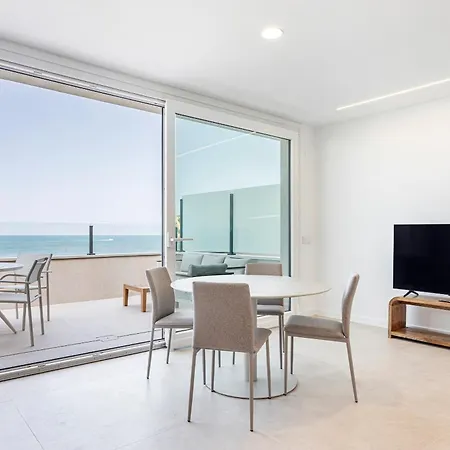 Skyline Grand Con Aticos Duplex Y Piscinas Privadas *