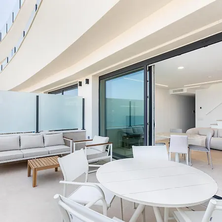 Skyline Grand Con Aticos Duplex Y Piscinas Privadas Appartement *