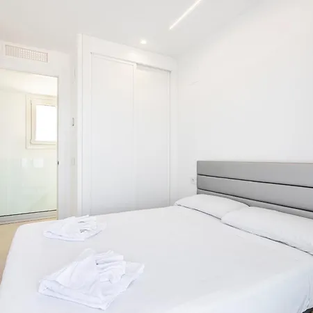 Skyline Grand Con Aticos Duplex Y Piscinas Privadas * Dénia