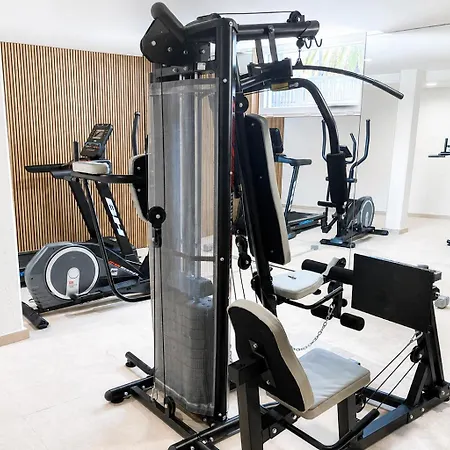 Skyline Grand Con Aticos Duplex Y Piscinas Privadas *